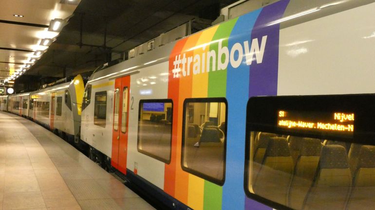 Un train arc-en-ciel pour lutter contre l'homophobie