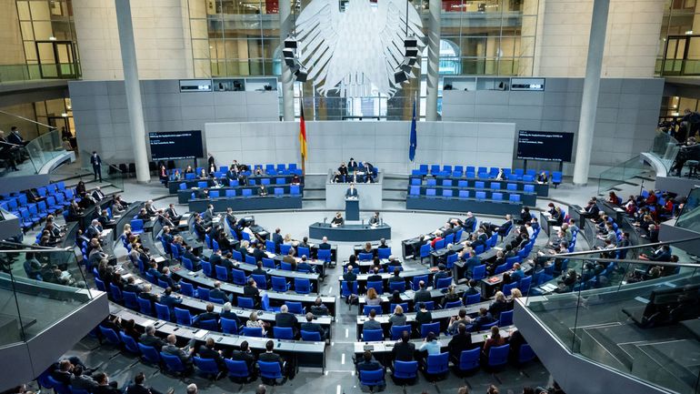 Allemagne : le Bundestag approuve l'obligation vaccinale pour le personnel médical