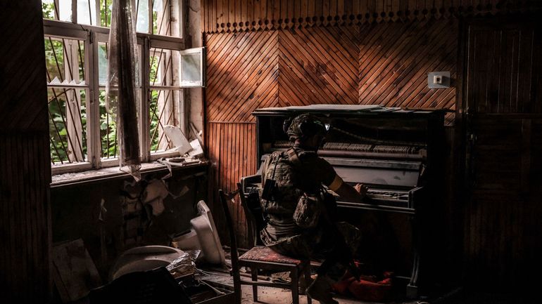 Guerre en Ukraine : Kiev confirme avoir retiré ses troupes d'un quartier de la ville stratégique de Tchassiv Iar