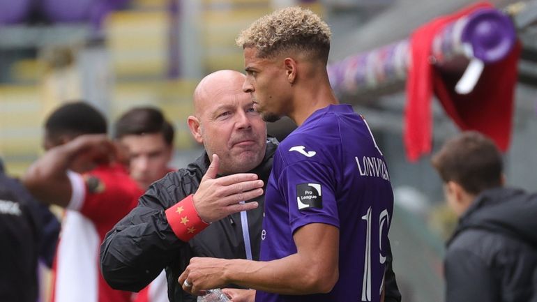 39 minutes disputées en 6 mois : Justin Lonwijk quitte déjà Anderlecht