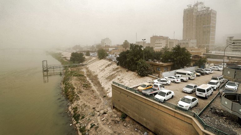 Troisième tempête de poussière en Irak, des aéroports de nouveau fermés