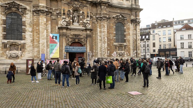 Les derniers occupants doivent libérer l'église du Béguinage d'ici lundi