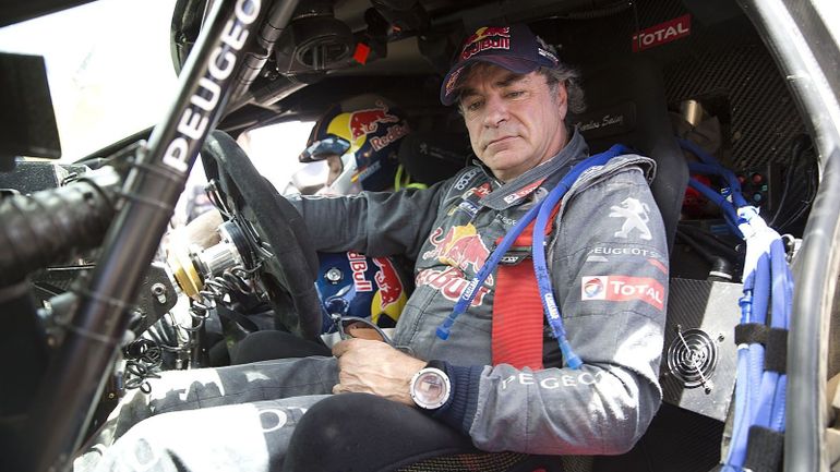 À 60 ans, Carlos Sainz arrive sur le Dakar avec un rêve : un quatrième succès avec un quatrième constructeur différent