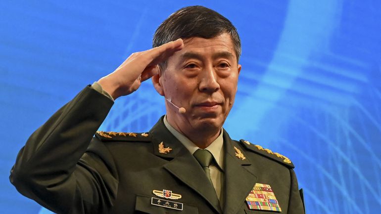 Jeu de chaises musicales en Chine : le ministre de la Défense limogé