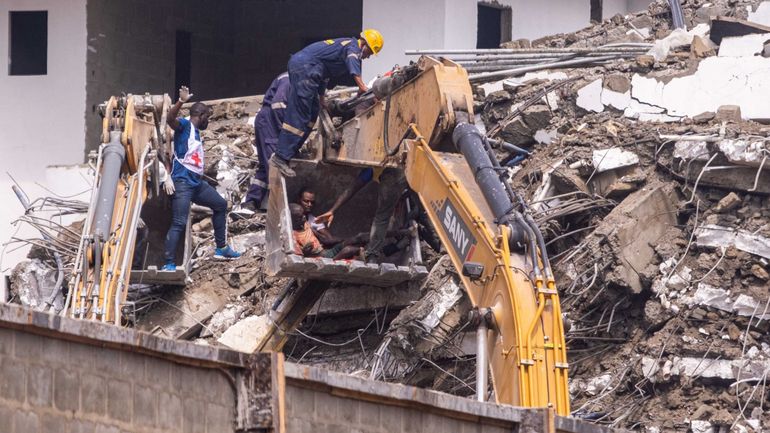 Immeuble effondré au Nigeria: le bilan s'alourdit à 15 morts