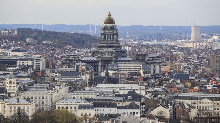 La cour d'appel de Bruxelles suspend le jugement de certains contentieux, faute de moyens