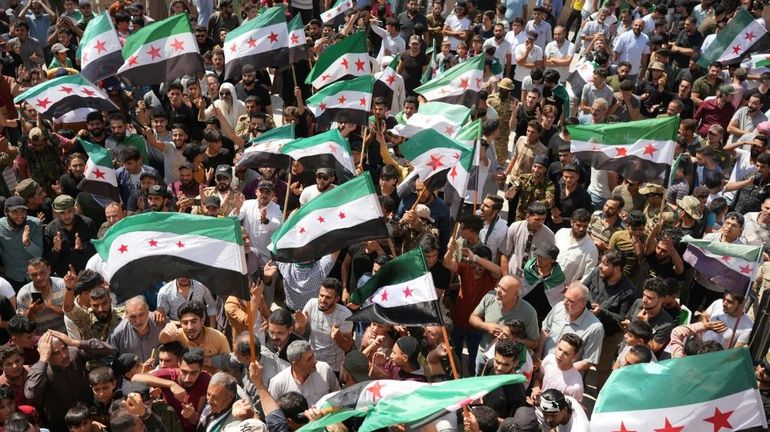 Syrie : des manifestants dans le sud réclament la chute du régime