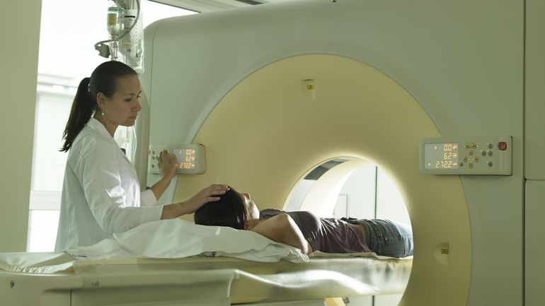 Le recours aux scanners à rayons-X encore trop fréquent dans les hôpitaux