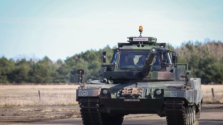 Guerre en Ukraine : le Danemark et les Pays-Bas vont livrer 14 chars Leopard 2 à l'Ukraine