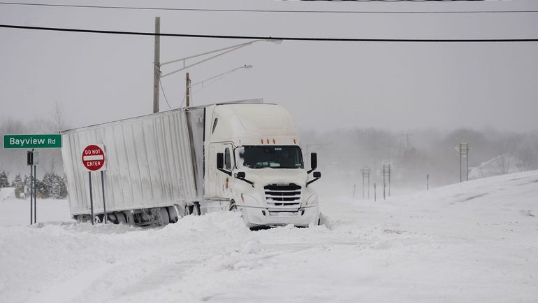 Etats-Unis : le bilan de la tempête hivernale atteint 47 morts, dont 25 dans un seul comté