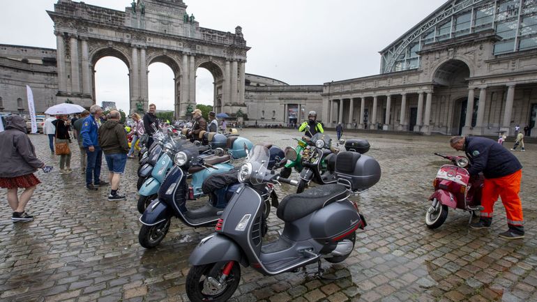 Le musée Autoworld de Bruxelles fête les 75 ans du scooter Vespa cet été