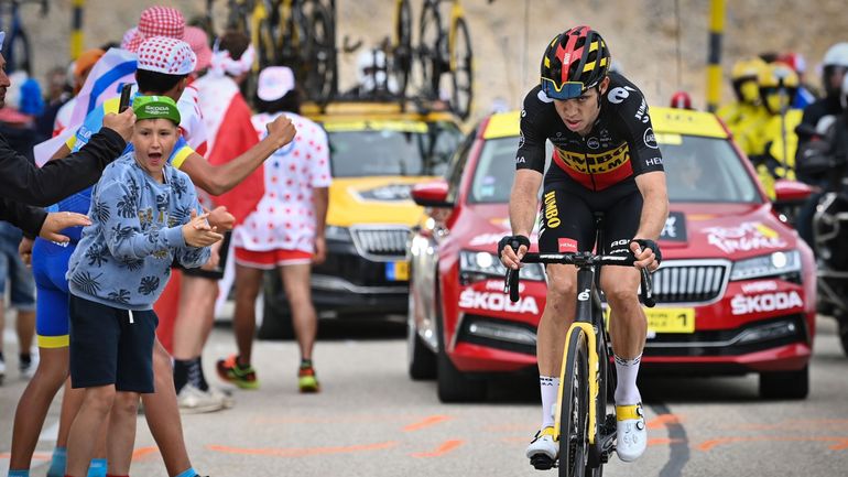 L’exploit de van Aert au Ventoux vu par son directeur sportif : "Il est meilleur de jour en jour dans ce Tour"