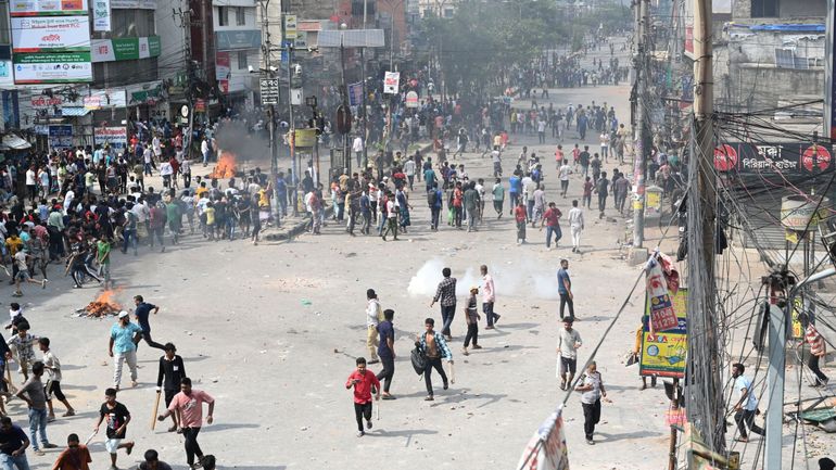 Plusieurs ressortissants bangladais arrêtés aux Émirats arabes unis pour y avoir organisé des manifestations contre leur gouvernement