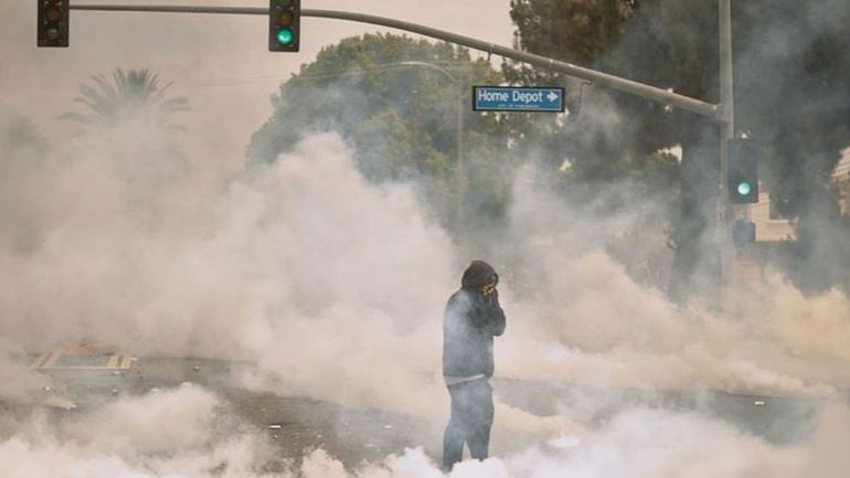 Émeutes à Los Angeles : la confrontation entre manifestants et police continue, en dépit de l'arrivée de la Garde nationale