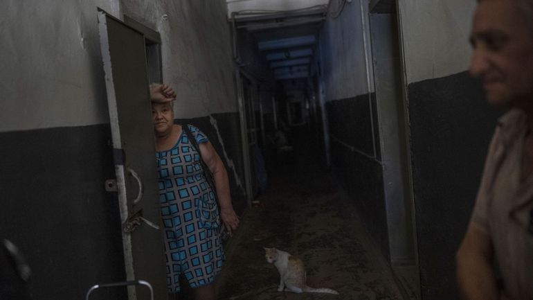 Guerre en Ukraine : à Soledar, vivre sous le feu et sous la terre