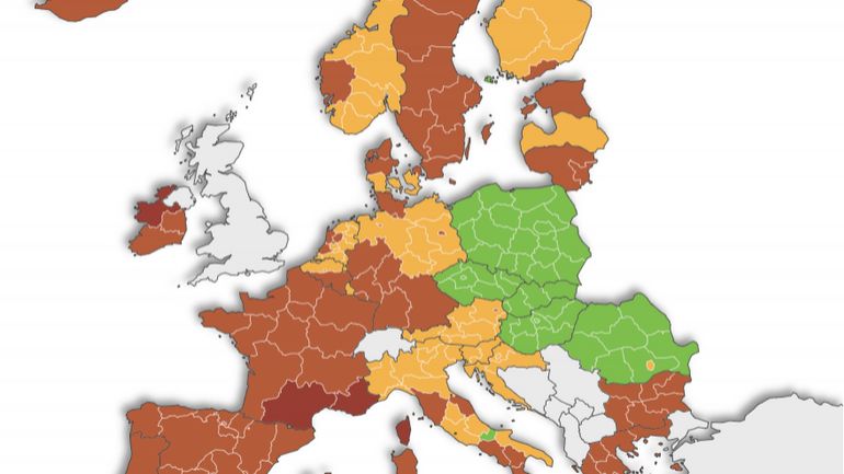 Carte des voyages : Bruxelles en rouge foncé, une bonne partie de l'Allemagne en rouge, ainsi que la Campanie en Italie