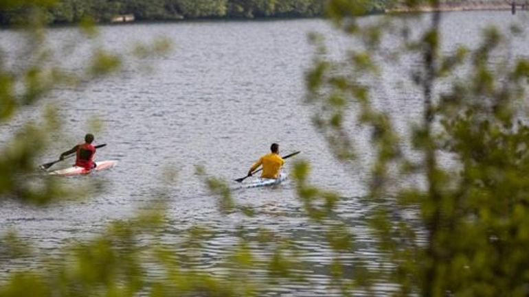 Léo Montulet sacré vainqueur de la Coupe du monde de kayak rivière