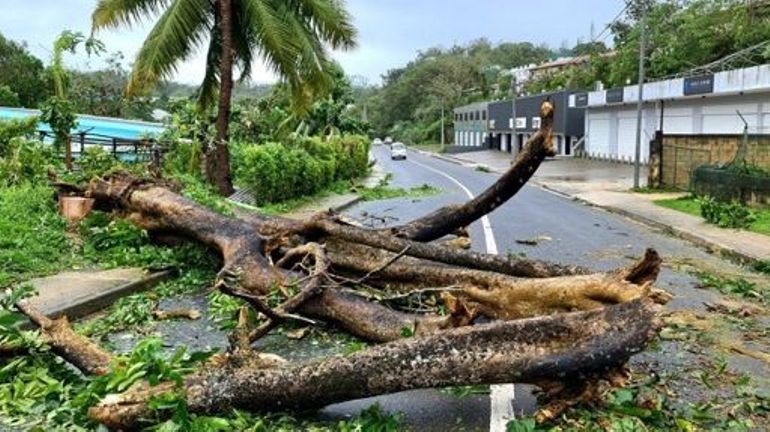 Le Vanuatu déclare l'état d'urgence après un fort séisme et un nouveau cyclone