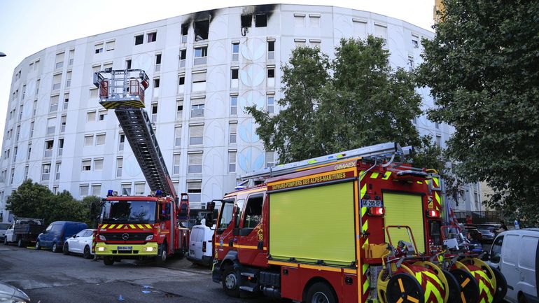 France : sept morts dans l'incendie d'un immeuble à Nice, la piste 