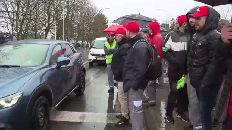 Gosselies: des barrages filtrants devant la SONACA