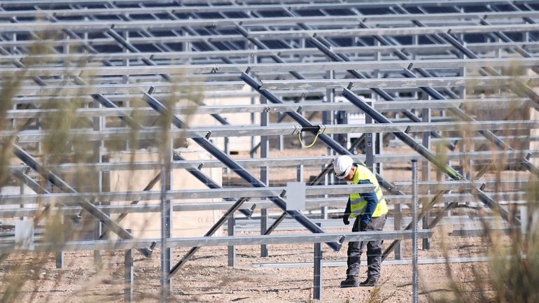 Suite à la panne géante, les énergies renouvelables pointées du doigt en Espagne