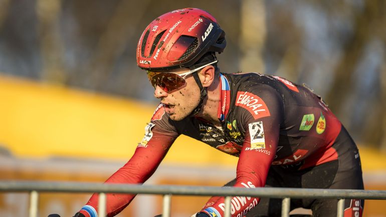 Coupe du monde de cyclocross à Namur : suivez les courses dames et messieurs (Direct vidéo 13h30)