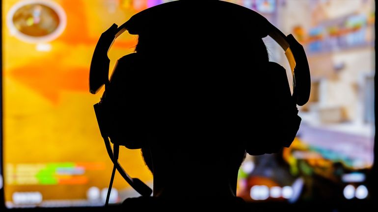 Les plateformes de jeux en ligne, nouveau terrain de jeu des escrocs