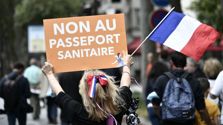 Coronavirus : les manifestations contre le pass sanitaire continuent partout en France