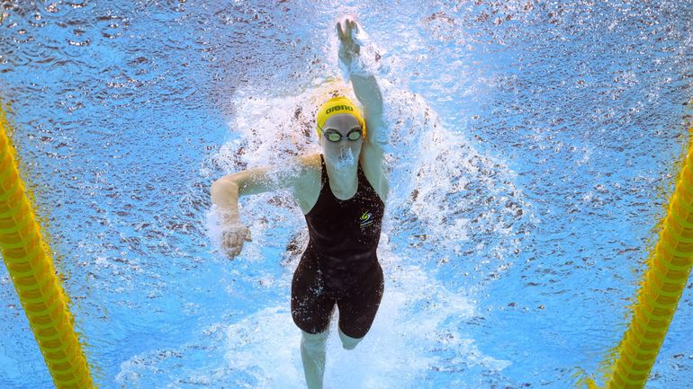 L'Australienne Mollie O'Callaghan championne du monde du 100m nage libre, la razzia US continue