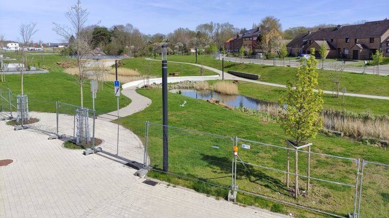 Le parc où l'on ne peut mettre pied