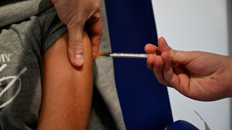 Covid-19 : à l'automne, les Espagnols pourront recevoir une 4e dose de vaccin