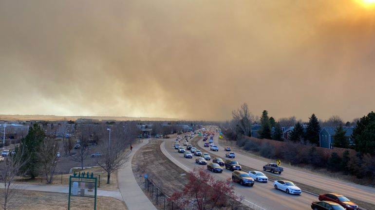 Des milliers d'Américains évacués dans le Colorado face aux incendies