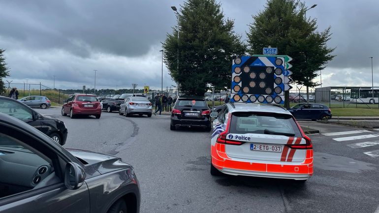 L'aéroport de Charleroi évacué après la découverte d'un colis suspect, tous les vols programmés seront finalement assurés