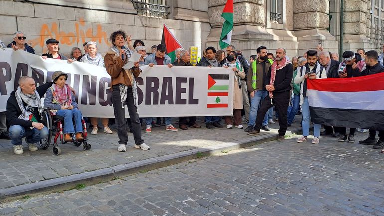 Guerre au Proche-Orient : nouvelle manifestation contre la guerre à Gaza, devant les Affaires étrangères à Bruxelles