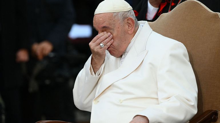 Vatican : le pape pleure en public en évoquant l'Ukraine 