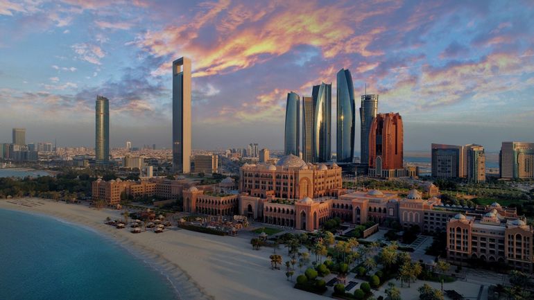 Abou Dhabi réduit de 90% les coûts d'installation des entreprises