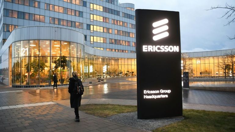 Ericsson suspend ses activités en Russie pour une durée indéterminée