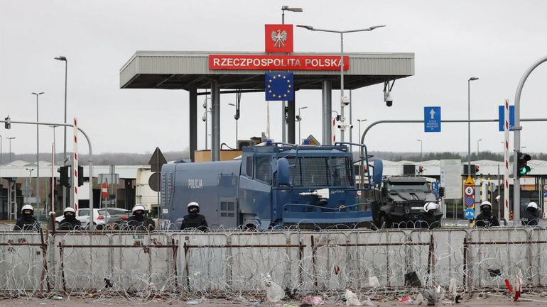 Tensions aux frontières de la Biélorussie : 7000 migrants encore présents dans ce pays, selon la Pologne