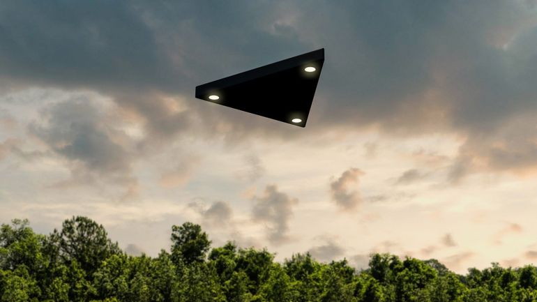 Entre mystères et secrets, la fascinante histoire des OVNIS - RTBF Actus