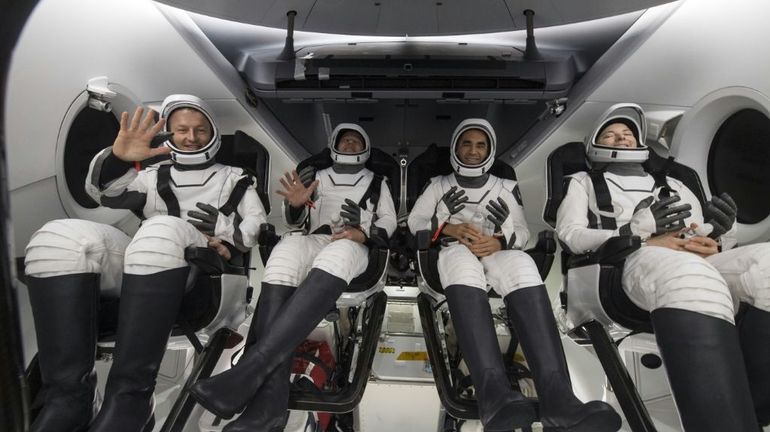 Quatre astronautes de retour sur Terre à bord d'une capsule de SpaceX