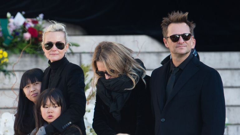 David Hallyday tend la main pour une réconciliation avec Jade et Joy - RTBF Actus