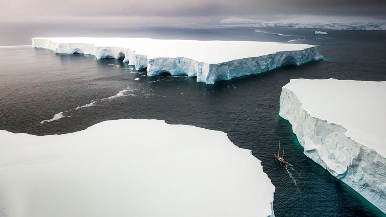 Climat : la couverture de glace en Antarctique au plus bas en mars depuis 44 ans