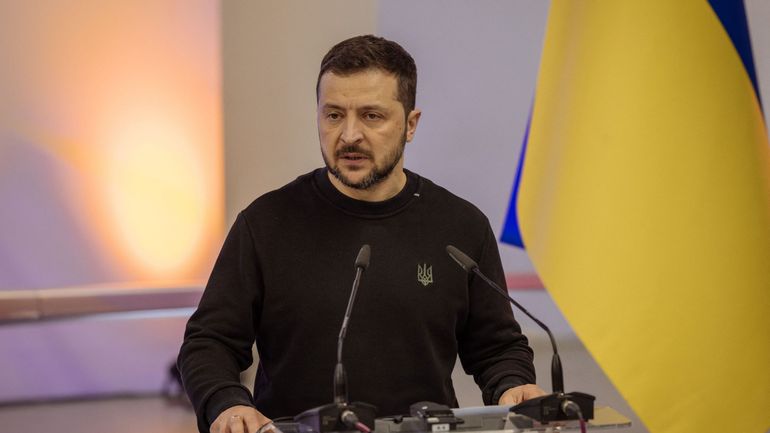 Guerre en Ukraine : le président Volodymyr ZelenskyZelensky se dit prêt à des concessions si l'Otan protège les territoires contrôlés par Kiev