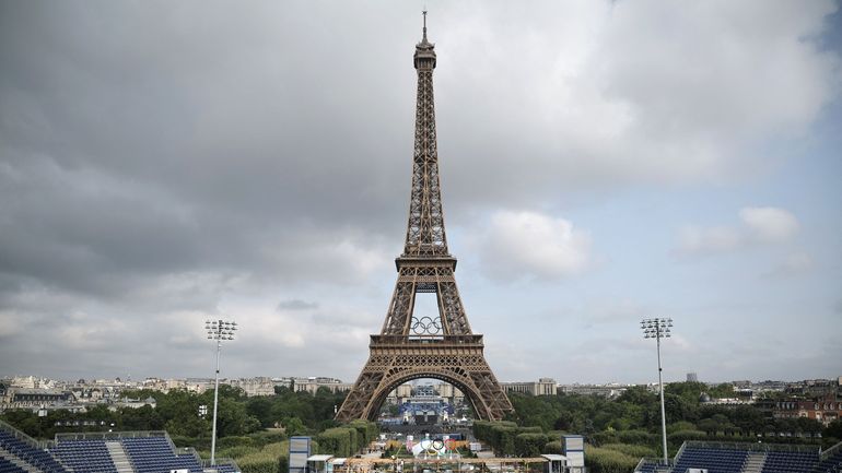 texte tour eiffel