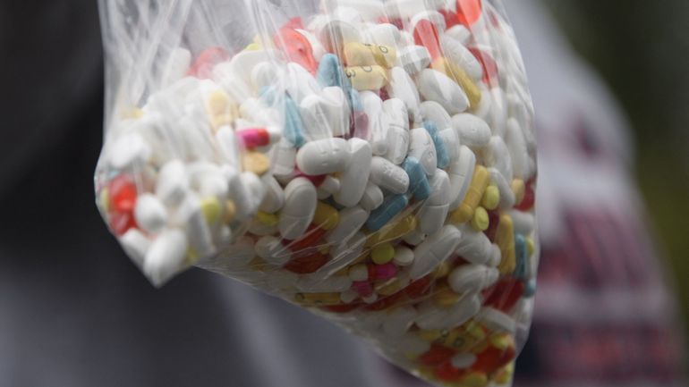 Crise des opiacés : Walmart, Walgreens et CVS condamnés à verser 650,6 millions de dollars