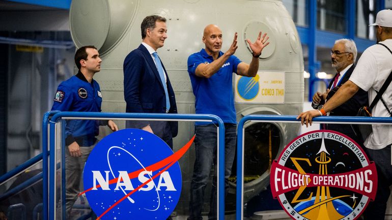 Le futur astronaute belge Raphaël Liégeois et Alexander De Croo découvrent la NASA à Houston