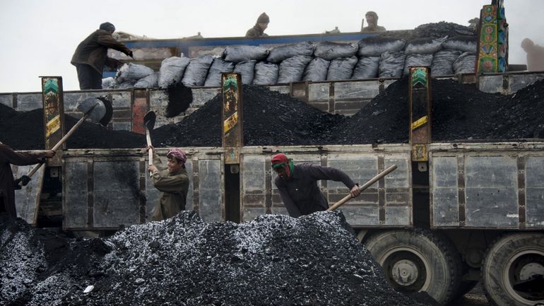 Une mine de charbon s'effondre en Afghanistan : 32 hommes pris au piège