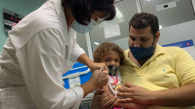 Coronavirus à Cuba : début de la vaccination anti-Covid de deux à 18 ans