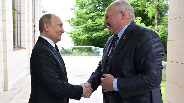 Guerre en Ukraine : le Biélorusse Loukachenko dit avoir parlé avec Poutine de 