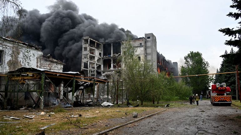 Guerre en Ukraine : une puissante attaque russe sur Kharkiv et Kherson fait cinq morts